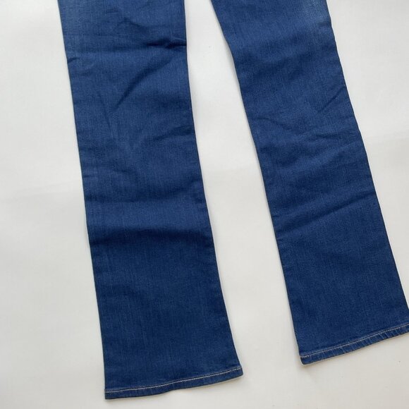 Guess Women’s Low Rise Boot Cut Jeans In Medium Blue Denim Size 27 - Picture 10 of 14
